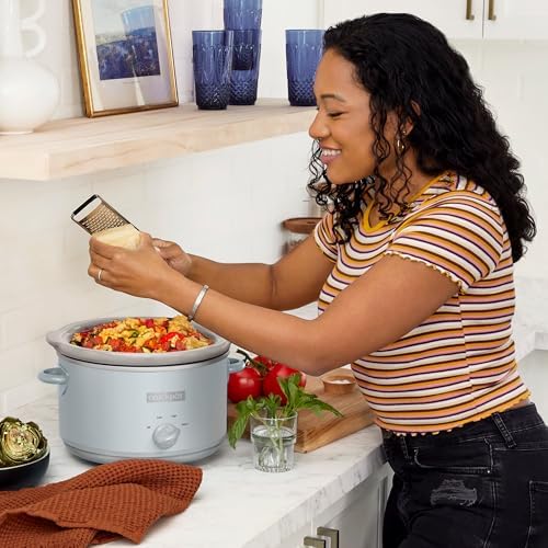 Crock-Pot 4.5 Quart Manual Slow Cooker – Macaroon Blue